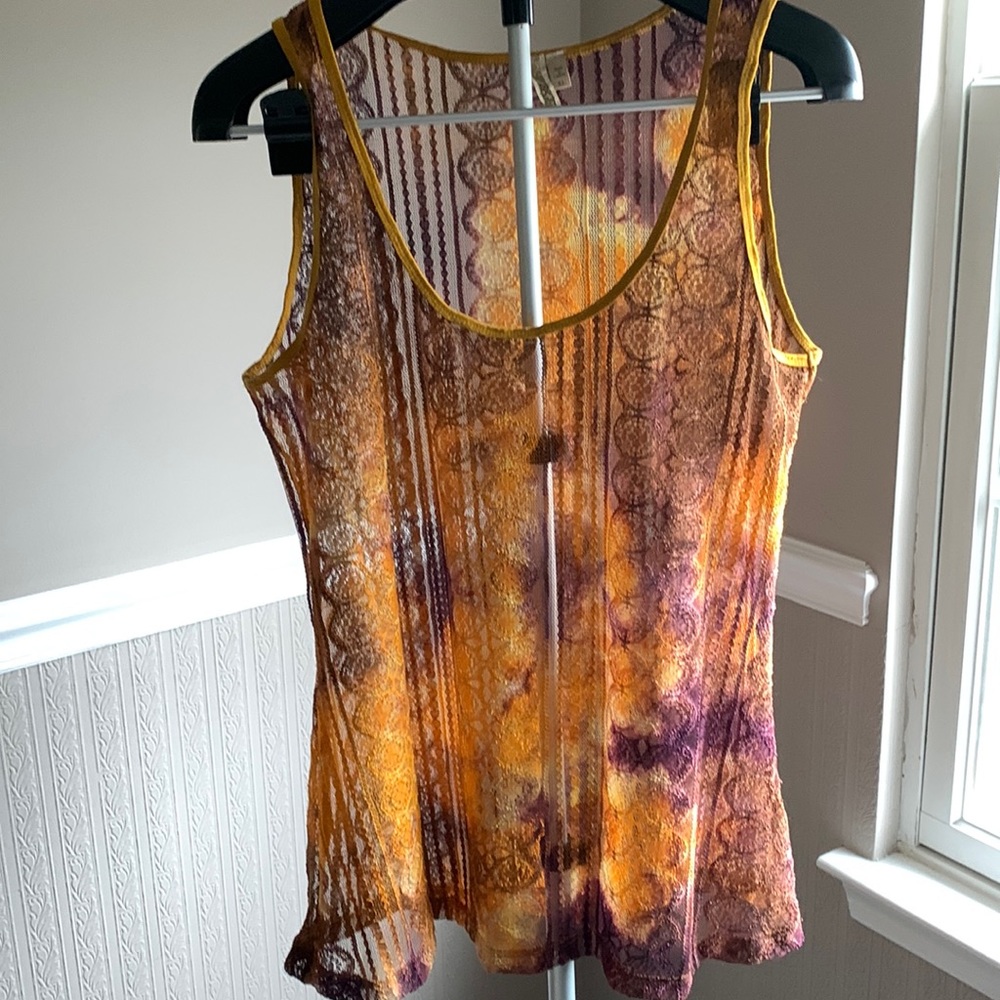 BKE worms CL lace tank top, stretchy and long